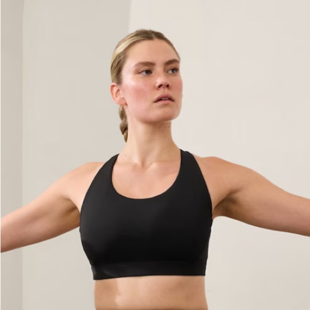NWT Athleta Medium Ultimate Bra